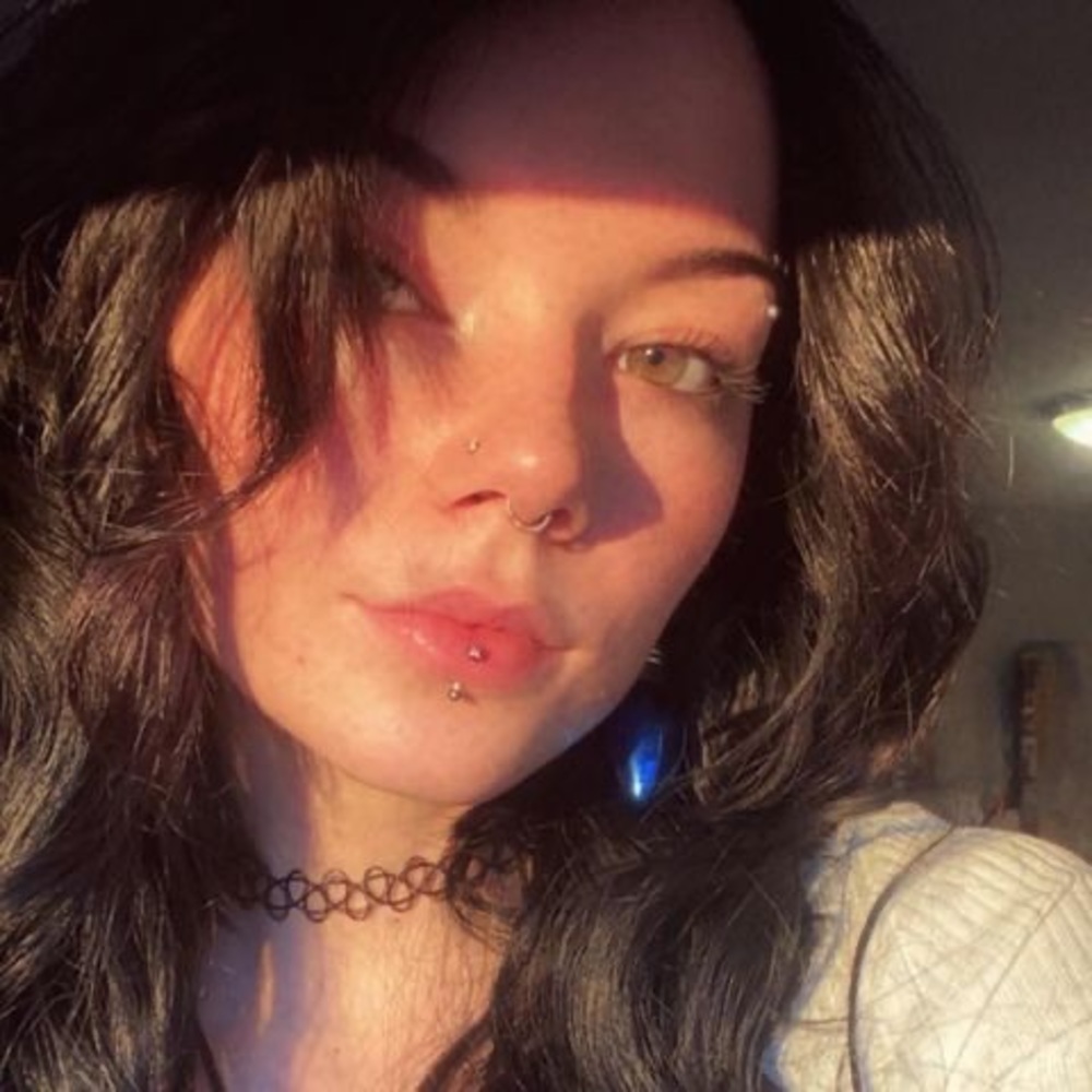 Meet your Posher, Madeleine